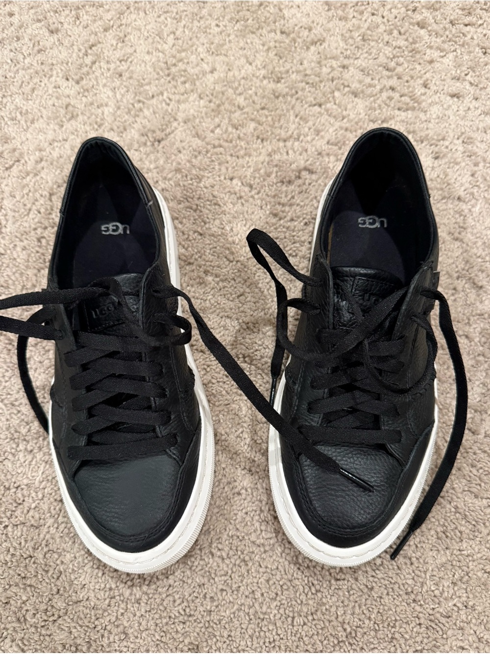 Ugg sneakers women’s size 7